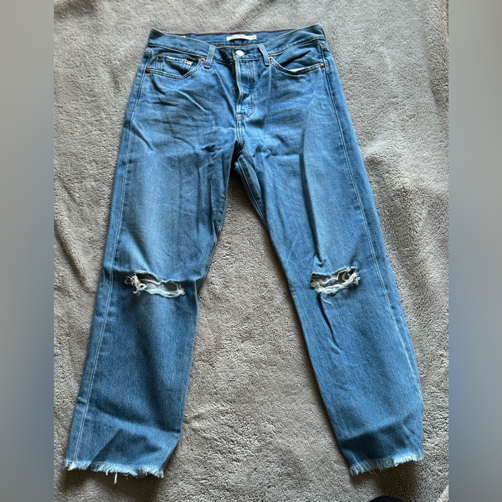 Button up Levi’s